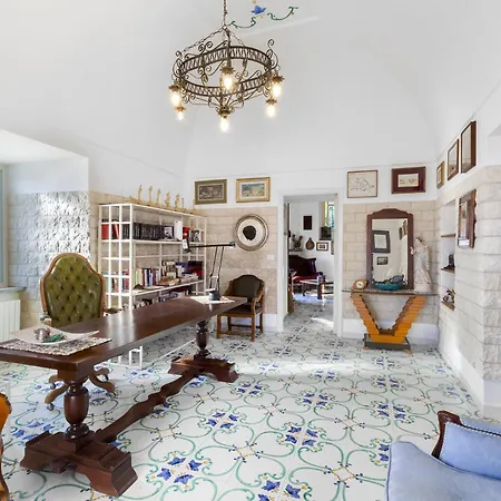 Ferrara サンタガータ・スイ・ドゥエ・ゴルフィ