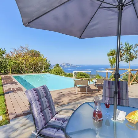 Ferrara ヴィラ サンタガータ・スイ・ドゥエ・ゴルフィ