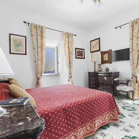 Villa Ferrara SantʼAgata sui Due Golfi